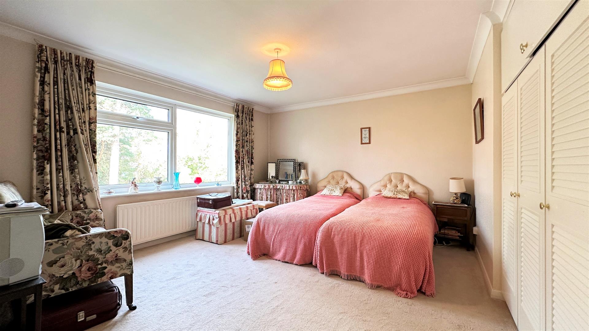 3 Bedroom Apartment Second Floor Martello Road South, Canford Cliffs